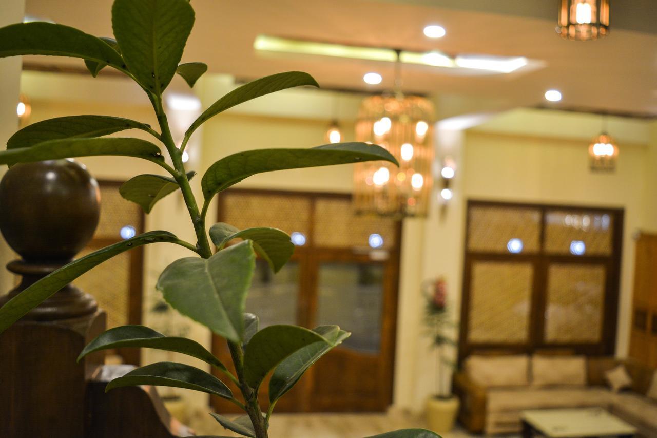 Hotel Royal Heritage Srinagar  Luaran gambar