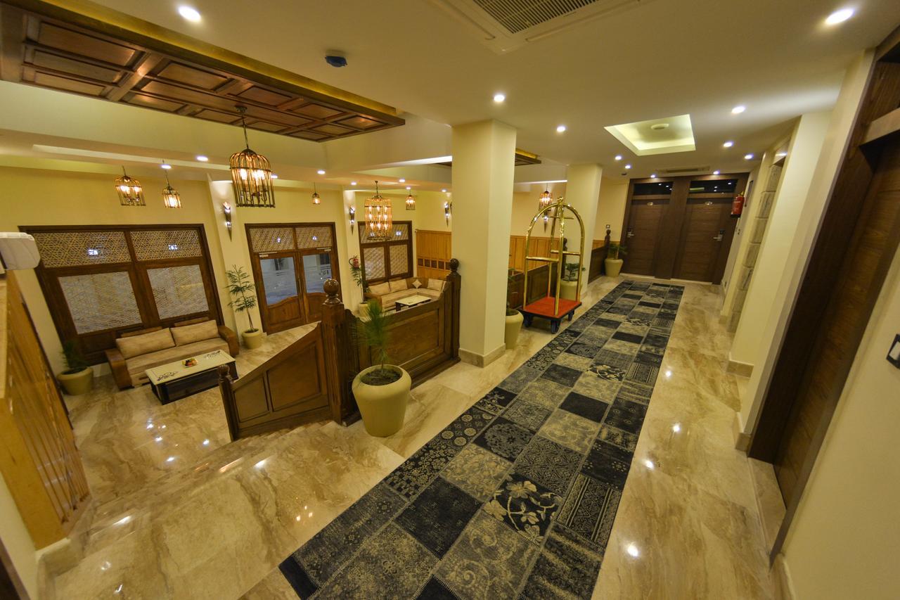 Hotel Royal Heritage Srinagar  Luaran gambar