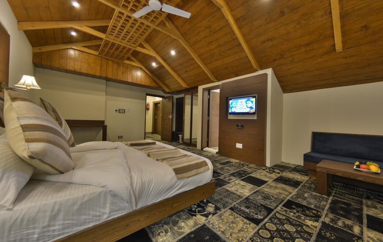 Hotel Royal Heritage Srinagar  Luaran gambar