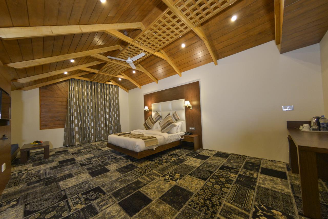 Hotel Royal Heritage Srinagar  Luaran gambar